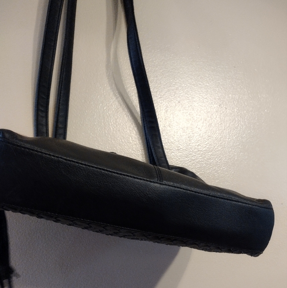 Allen Edwards Black Leather Crossbody - Picture 5 of 11